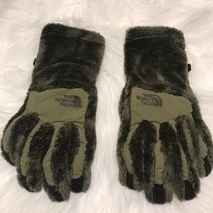 North Face Gloves